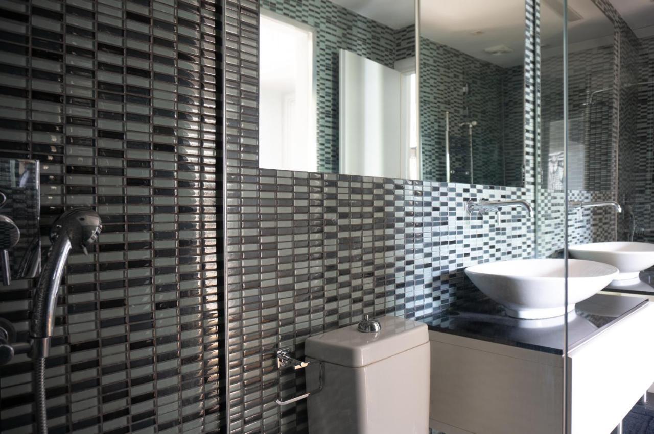 Ferienwohnung The Burton Luxury 1Br In Plaka, Athen Exterior foto